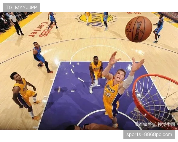 全面解析篮球发球干扰规则的具体定义及现场判罚标准说明