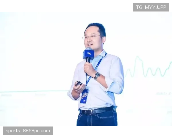 奥斯梅恩如何从冲击型前锋蜕变为顶级射手:数据背后的进化路径 奥斯梅恩如何从冲击型前锋蜕变为顶级射手:数据背后的进化路径